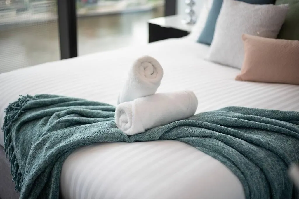 Apartment 1404 Sophistication And Luxury On The Brisbane River By Stylish Stays